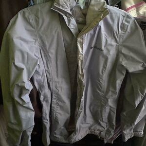 Columbia womens Light Gray Windbreaker